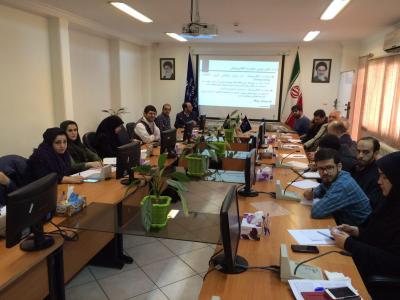نشست "اقتصاد کسب و کار در فضای مجازی"
